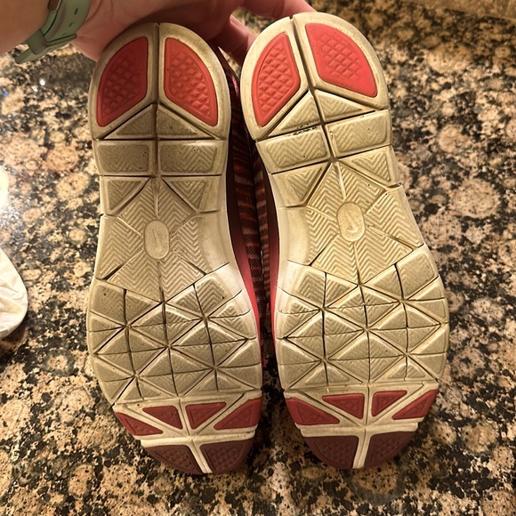 Nike 5.0 shoes - Picture 5 of 5